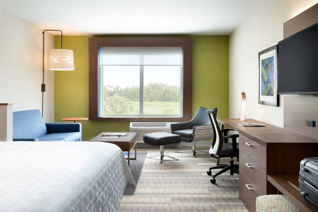 Holiday Inn Express & Suites Farmville By Ihg Exterior foto